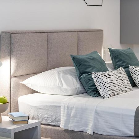 Hica Apartments La Linea Studio Apt With Balcony ドゥブロブニク エクステリア 写真
